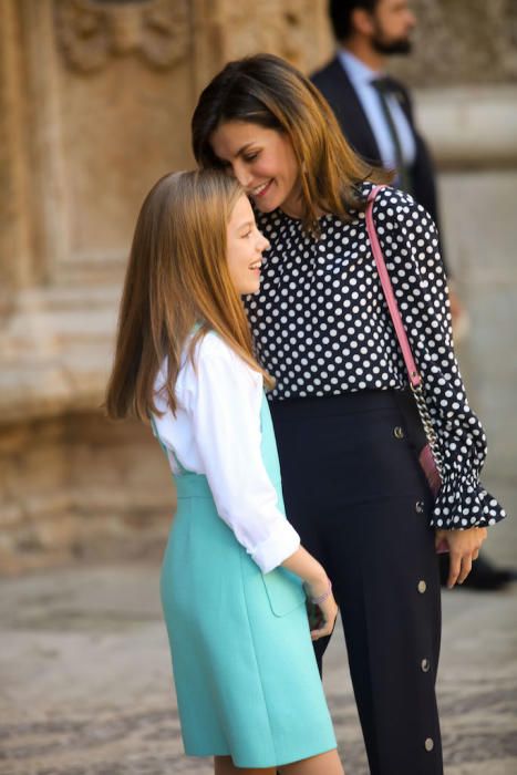 Las imágenes del Rey Emérito y el Rey Felipe VI tras la pelea entre doña Letizia y doña Sofía