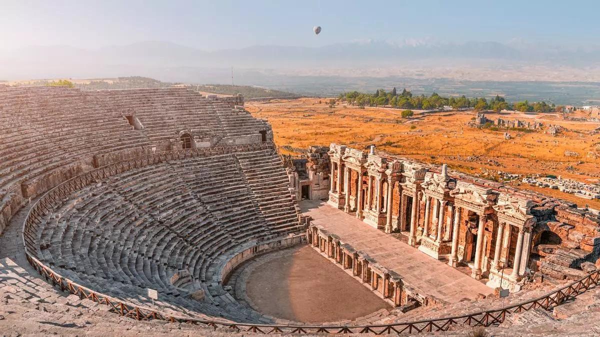 Encuentran un coliseo romano enterrado desde hace 1.800 años