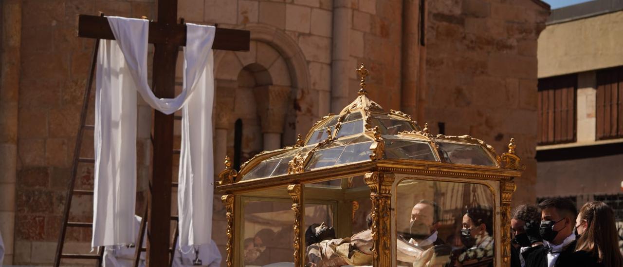 Procesión del Santo Entierro