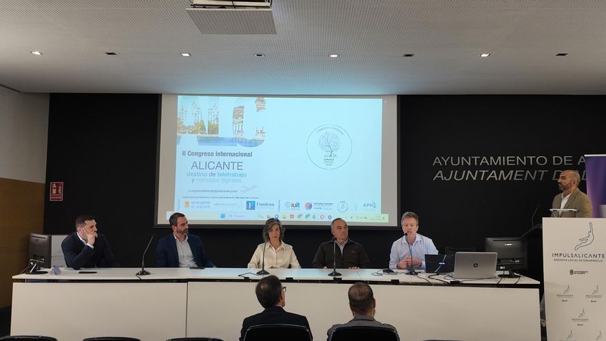 La comunidad de nómadas digitales reclama un gestor en Alicante para crecer