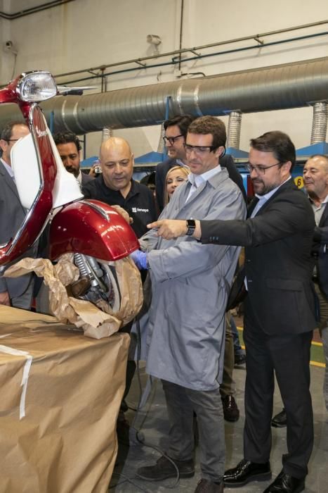 15.04.19. Las Palmas de Gran Canaria. El líder del PP y candidato a presidente del Gobierno, Pablo Casado, visita el centro de formación técnico-profesional del metal de Las Palmas de Gran Canaria, Femepa, acompañado por los dirigentes del partido en Canarias, Asier Antona y Australia Navarro. Foto Quique Curbelo  | 15/04/2019 | Fotógrafo: Quique Curbelo