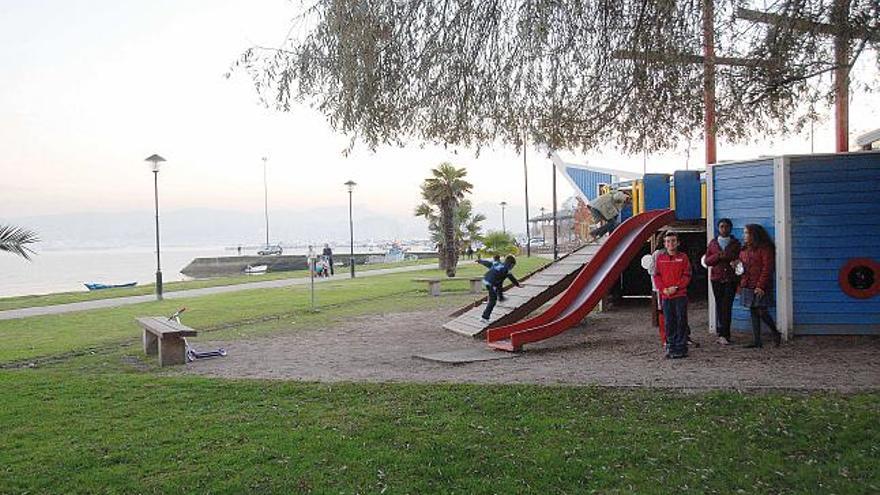 Pastoriza presentó las obras del plan anticrisis, destacando la del frente marítimo.