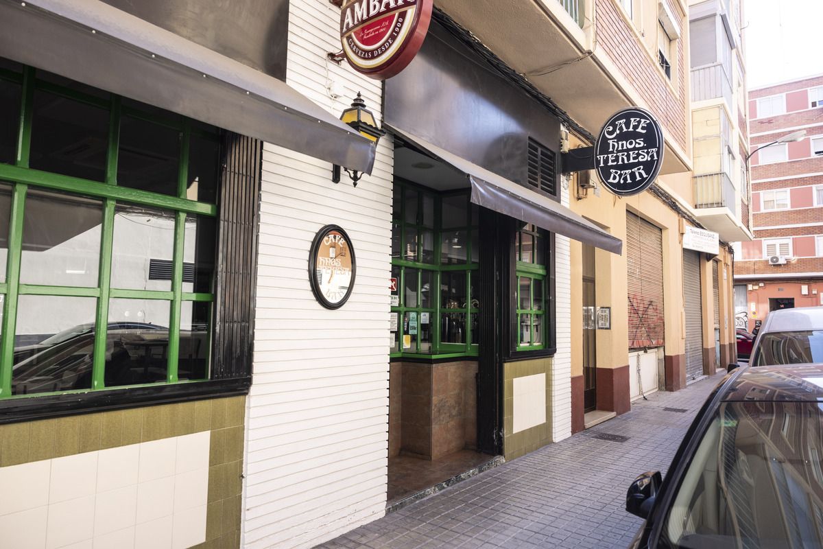 En imágenes | Hermanos Teresa, el bar de tapas de Zaragoza que evoluciona sin perder su esencia