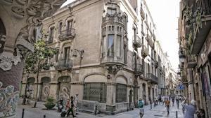 Fincas en las que Félix Millet y Jordi Montull pretendían construir un hotel de lujo frente al Palau de la Música. 