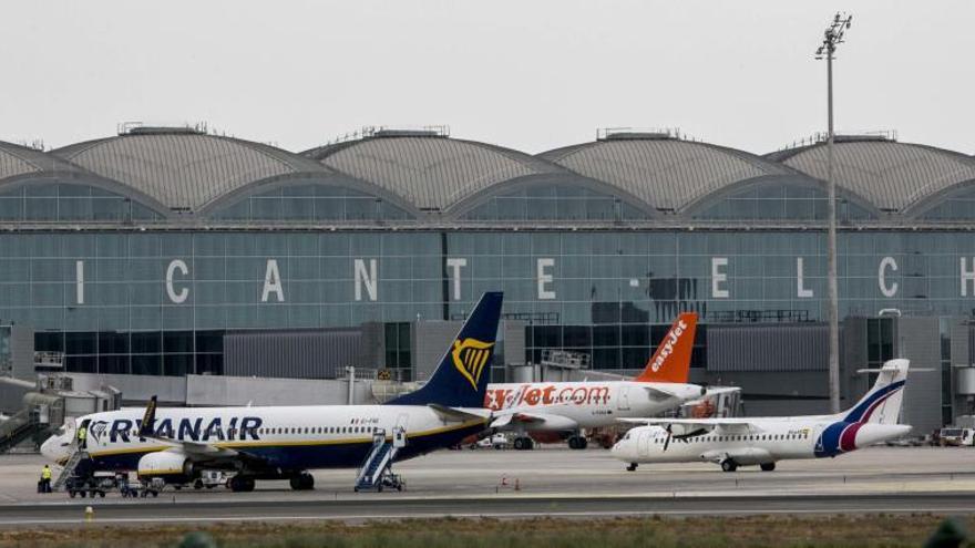 El aeropuerto de Alicante-Elche contará con nuevas rutas Nápoles y Burdeos este verano