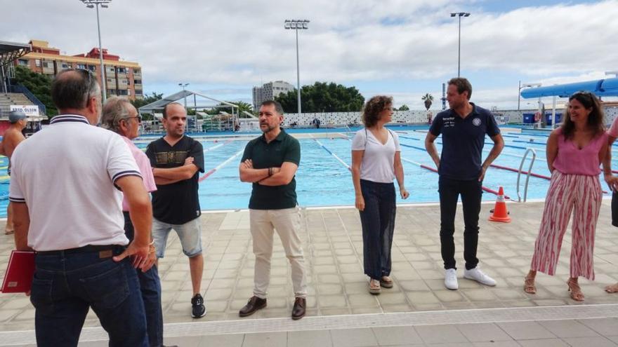 La Piscina Municipal de Santa Cruz abrirá los domingos y festivos a partir de la segunda quincena de marzo