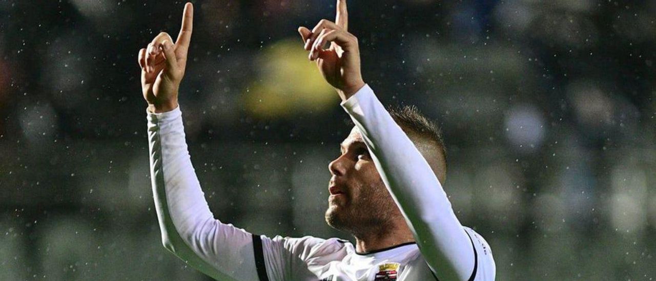 Ortuño, con el Cartagena, en un encuentro de esta temporada. | F. C. C.
