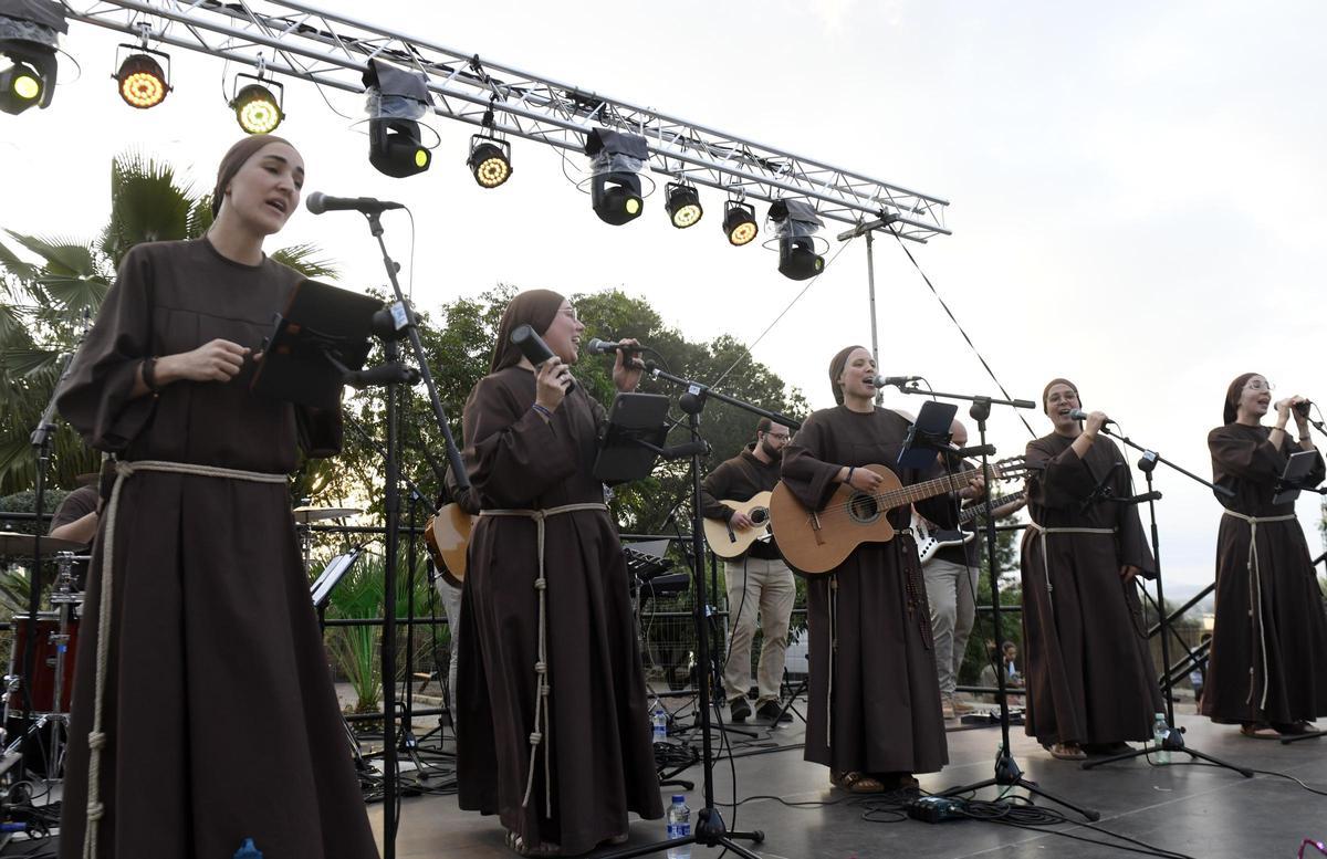 Las mejores imágenes del concierto de las hermanas pobres