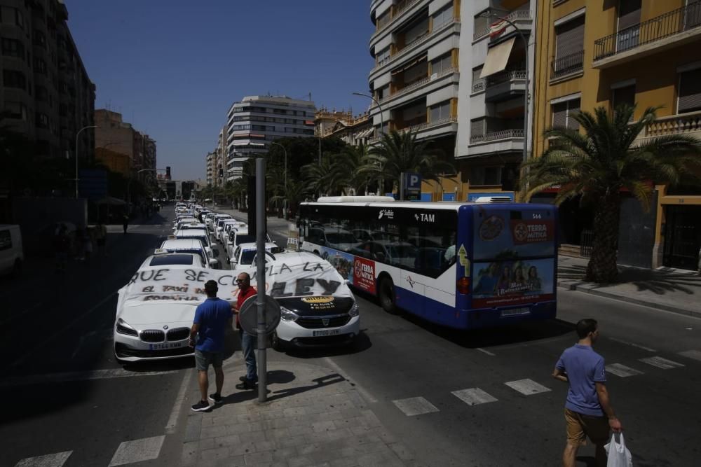 Huelga de taxistas en Alicante