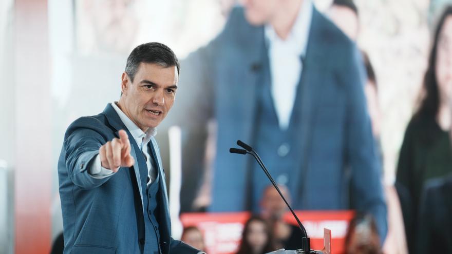 Sánchez asegura que &quot;España rompe todos los récords de empleo&quot; y la derecha &quot;todos los récords de toxicidad&quot;