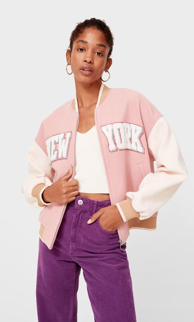 Bomber lanera de Stradivarius (precio: 29,99 euros)