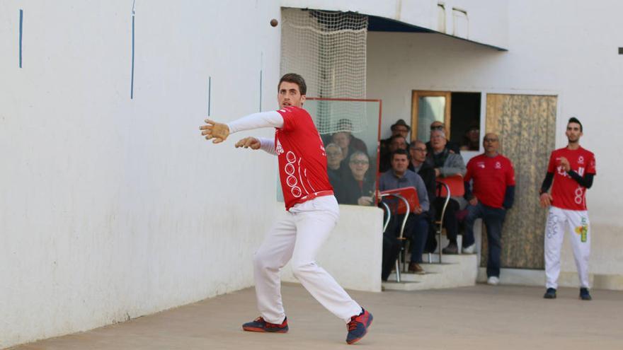 Marc i Carlos repetiren ahir presència i victòria al trinquet Tio Pena de Massamagrell.