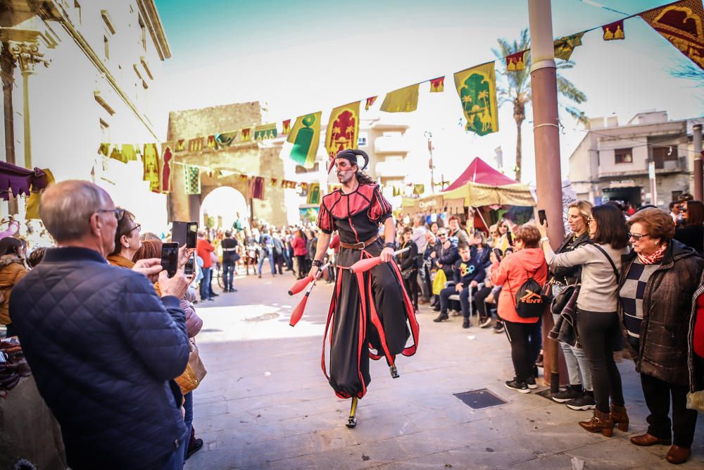 Orihuela rescata su pasado en su tradicional Mercado Medieval