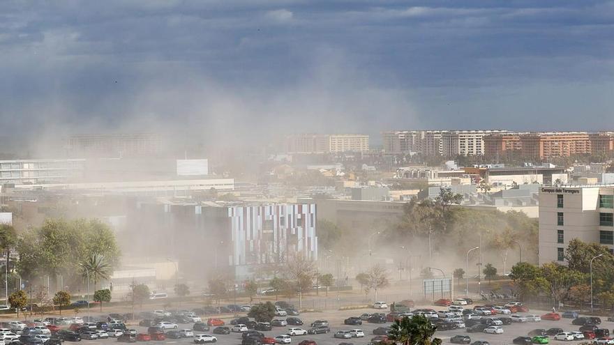 El viento azota València