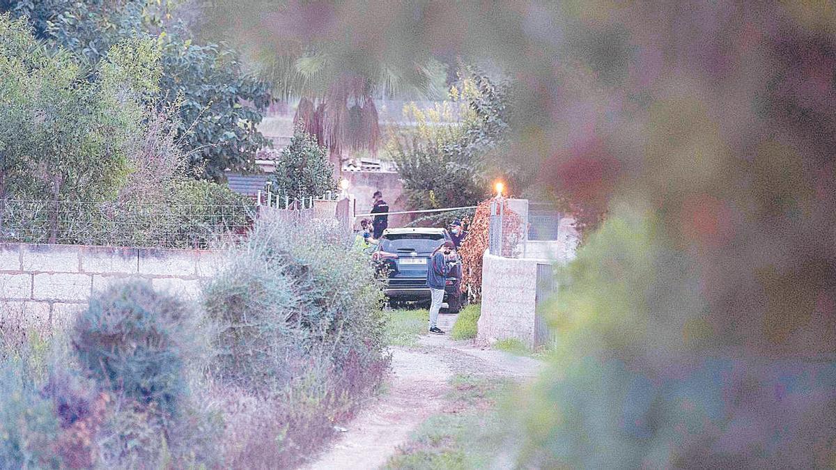 La casa de campo de Manacor en la que el hombre resultó herido tras atacar a los policías.