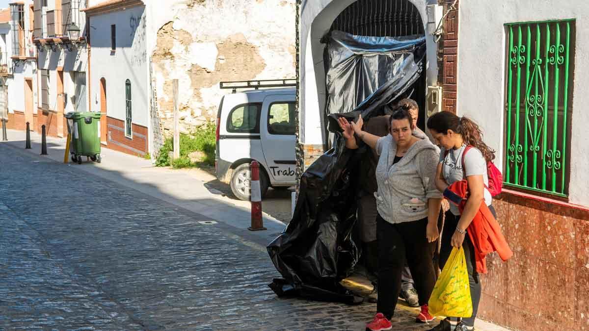 Un hombre mata a su mujer a tiros en Aznalcóllar (Sevilla) y se suicida