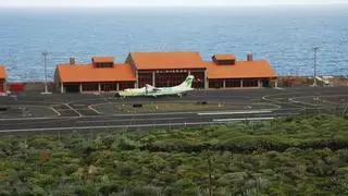 El Aeropuerto de El Hierro realiza este martes un simulacro de accidente aéreo para testar su respuesta ante emergencias