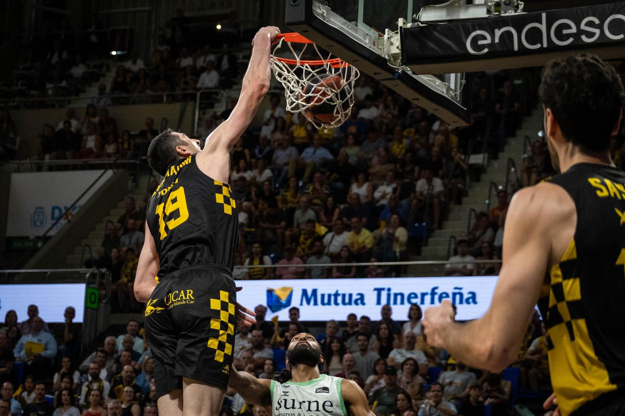 Lenovo Tenerife - Surne Bilbao Basket