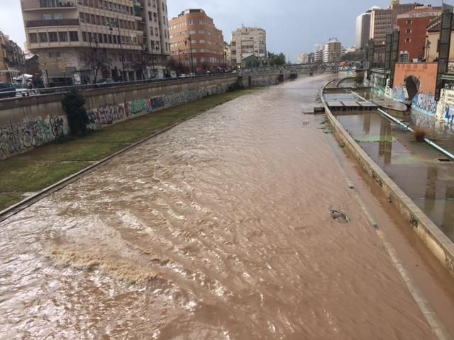 La capital de la Costa del Sol amanece bajo las nubes y con una previsión de lluvias intensas que se quedarán hasta la próxima semana