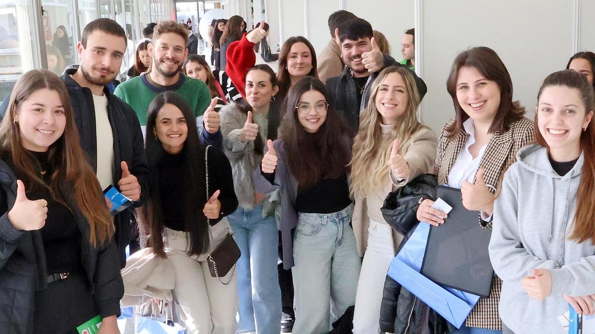 Casi medio millar de universitarios buscan acercar su talento