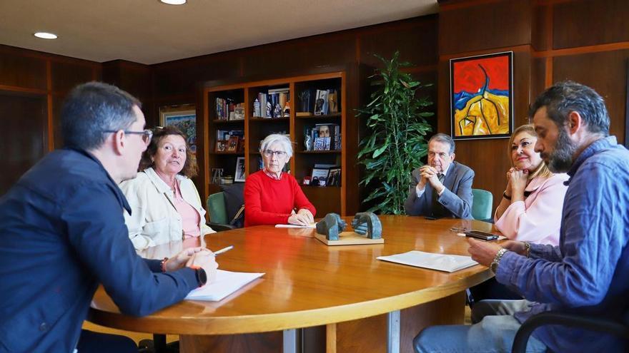 El Concello de Vigo se compromete a ceder suelo a DOA Saúde Mental para crear una residencia