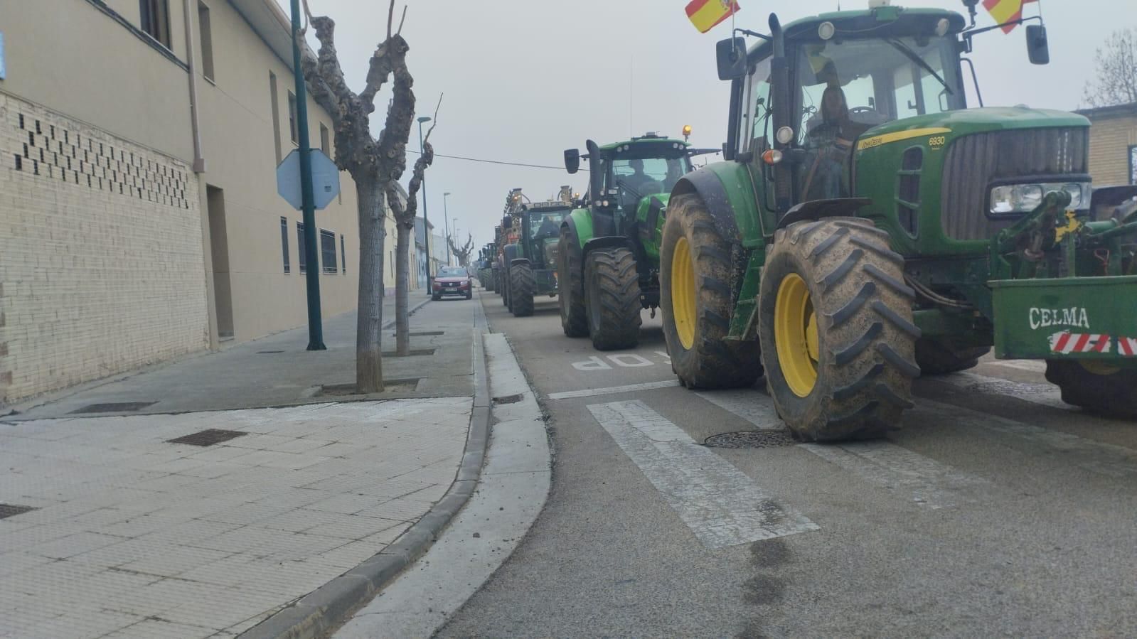 EN IMÁGENES | Tractorada en Ejea de los Caballeros