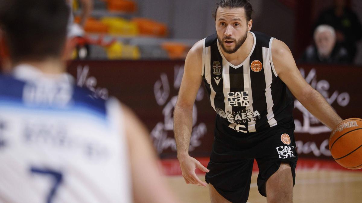 Alberto Martín, del Caesa Cartagena, durante un partido.