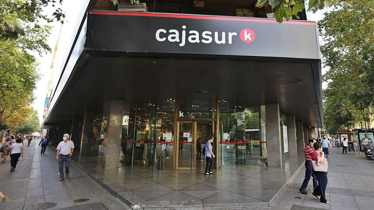 Cajasur Banco designa tres nuevos miembros del consejo de administración -  Diario Córdoba