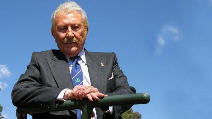 Pau Llorens, impulsor del tenis español, fallece a los 91 años en Barcelona