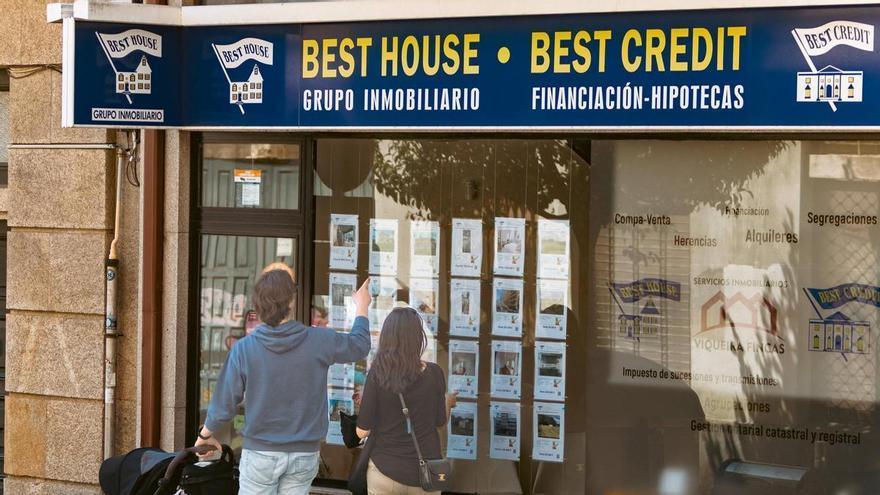 Encontrar piso en Galicia siendo migrante: «Si no tengo una vivienda digna, ¿cómo voy a rendir en mi empleo o a tener salud mental?»