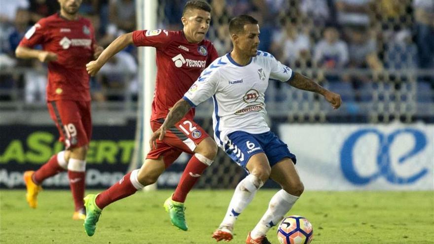 El Tenerife da el primer paso con un gol de Jorge