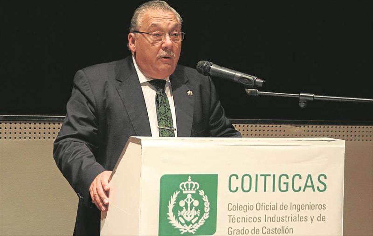 El Colegio de Ingenieros Técnicos Industriales cita a sus colegiados en una cena de hermandad