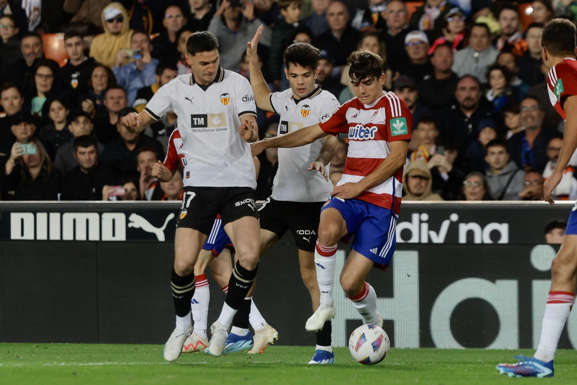 Valencia CF - Granada CF en imágenes