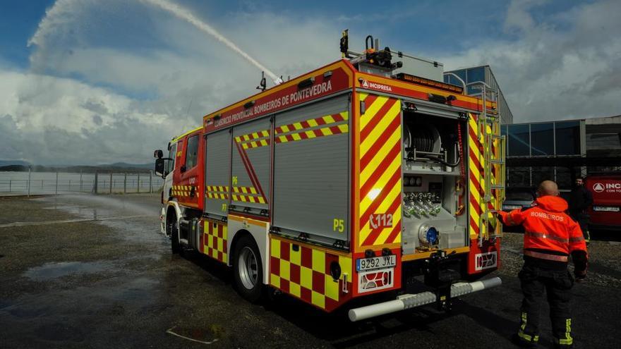 Un bote de humo pone fin a la juerga nocturna de Vilagarcía