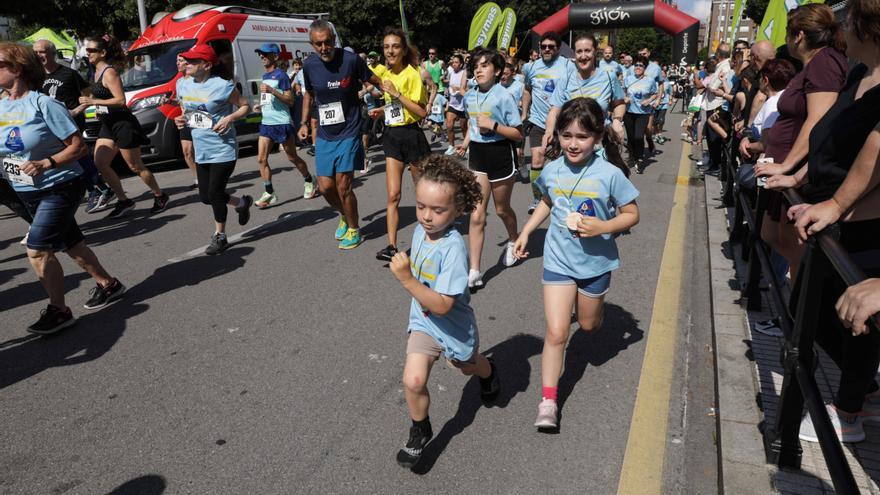 La carrera popular solidaria La Serena, en imágenes