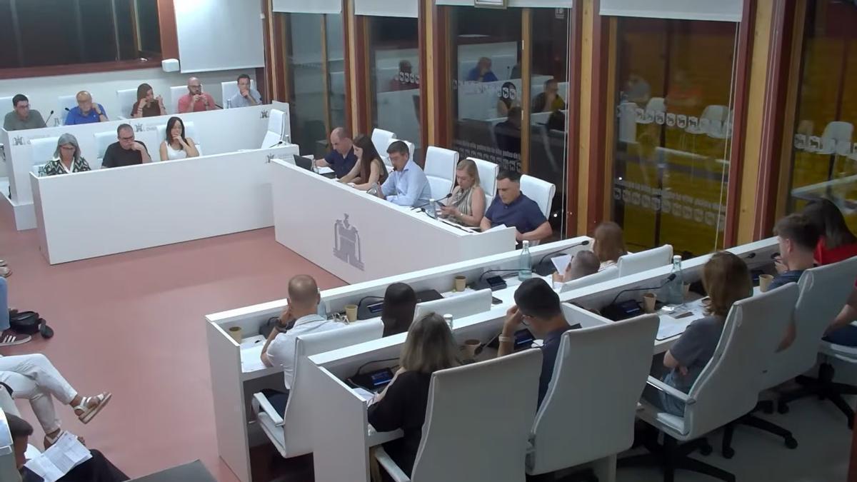 Imagen de un pleno celebrado en el Ayuntamiento de Ontinyent.