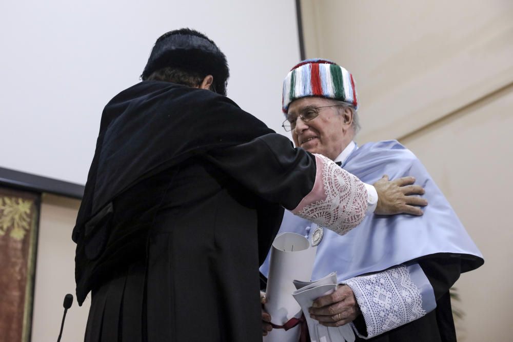 Joan Veny, doctor honoris causa de la UIB