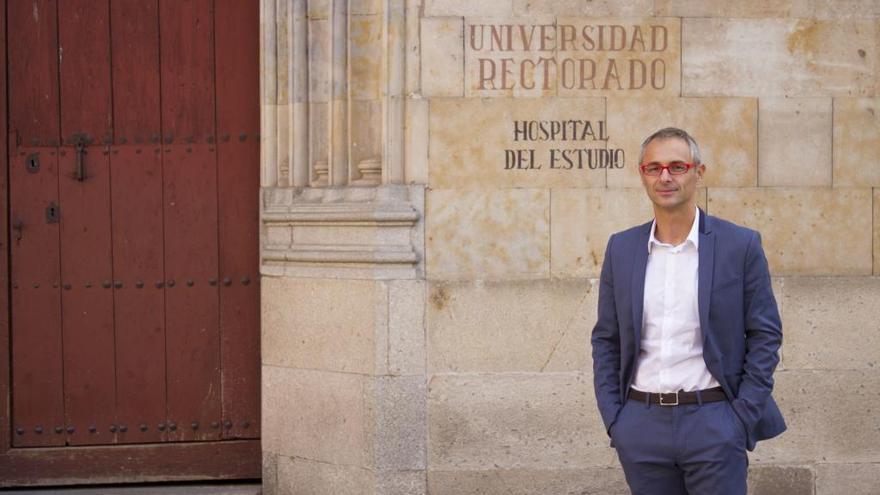 Ricardo Rivero, rector de la Universidad de Salamanca.