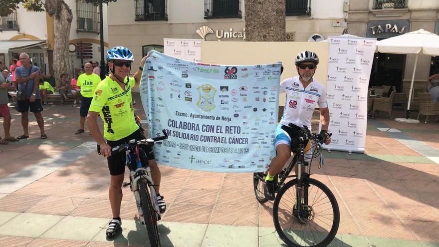 Francisco Bueno y Bernardo Cortés &quot;Yiyi&quot;, en la presentación de este reto solidario.