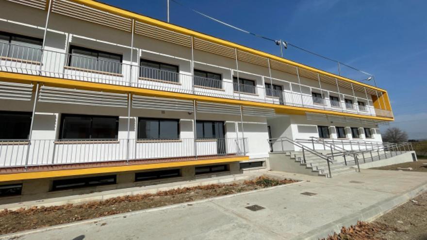 Imagen de la fachada del Instituto Químico para la Energía y el Medioambiente de la UCO, edificio rehabilitado.