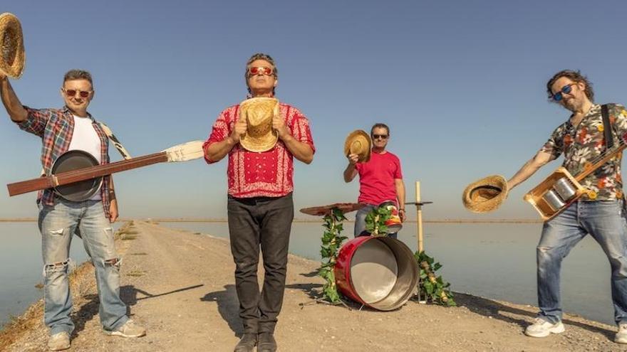 El grup sevillà en una imatge promocional del nou disc, «Rock con tomate»