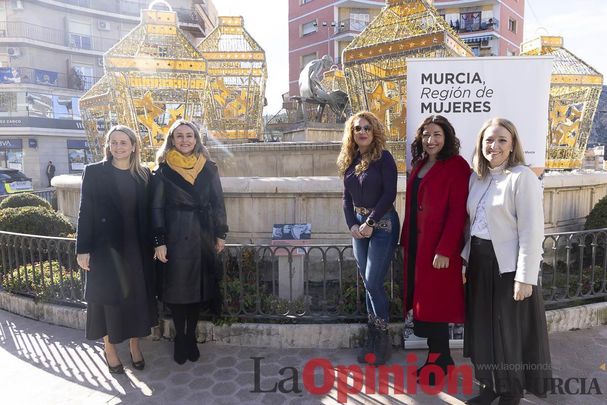 Cehegín rinde homenaje a las mujeres cosedoras de alpargatas