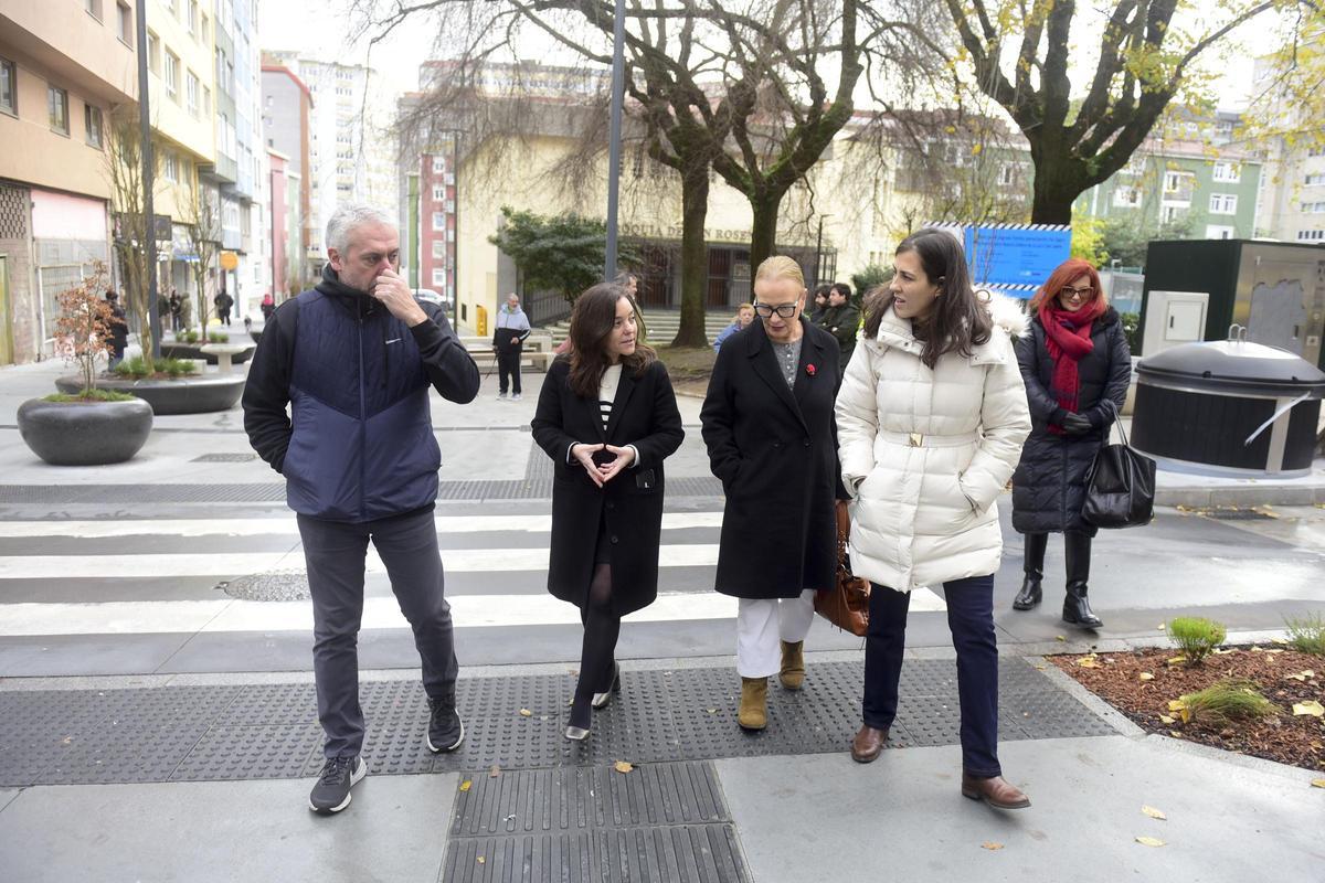 La alcaldesa visita la Sagrada Familia tras la primera fase de obras