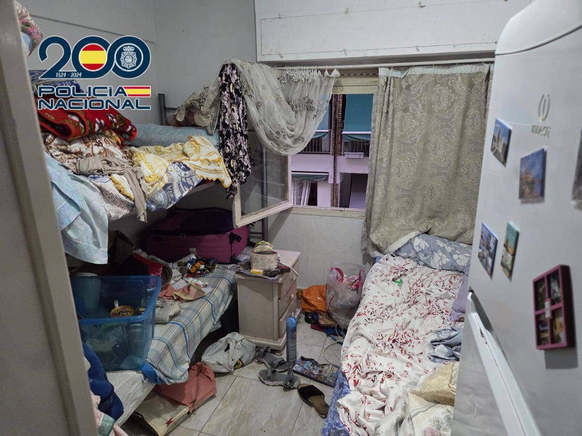 Imagen del "piso patera" de la detenida en Alicante.