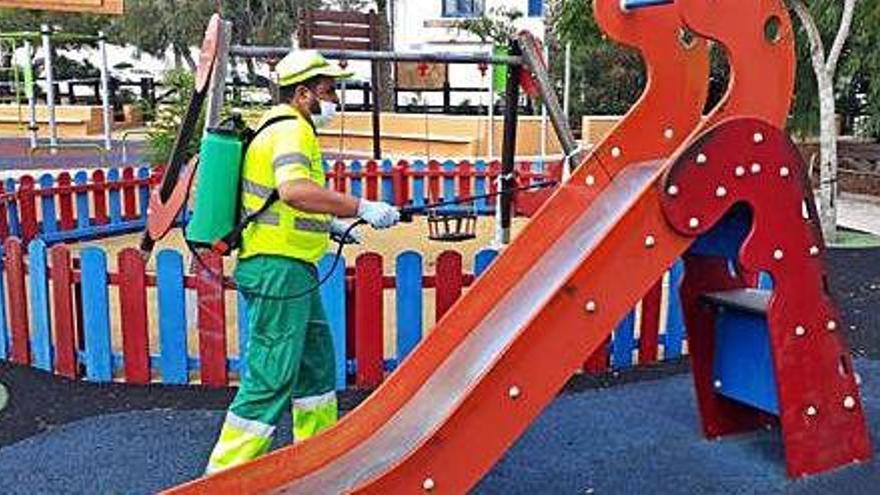 Formentera, Ibiza y Santa Eulària reabren los parques infantiles
