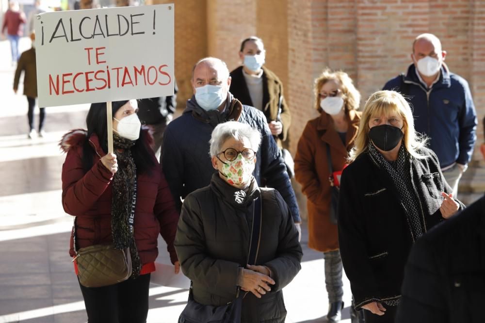 Vecinos de La Paz lanzan un SOS a Ballesta para que agilice el plan de Rejas