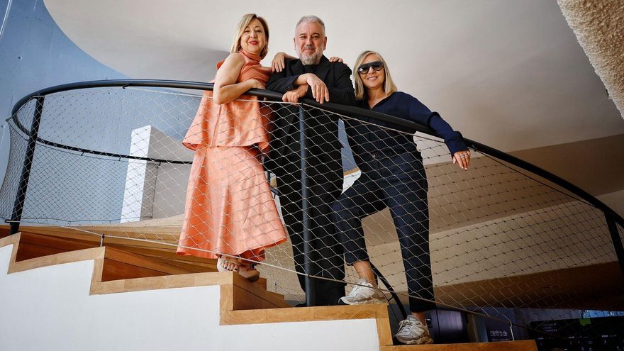 El cineasta canario Félix Sabroso regala su nueva serie, ‘Furia’, a las mujeres de su vida
