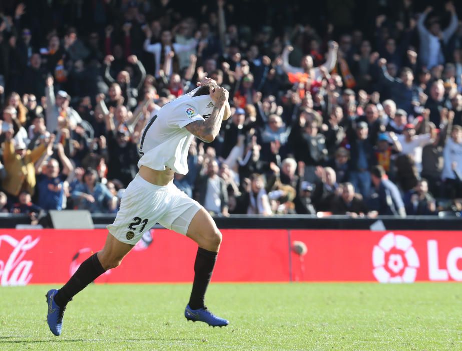 Valencia - Huesca, la celebración del gol de Picci