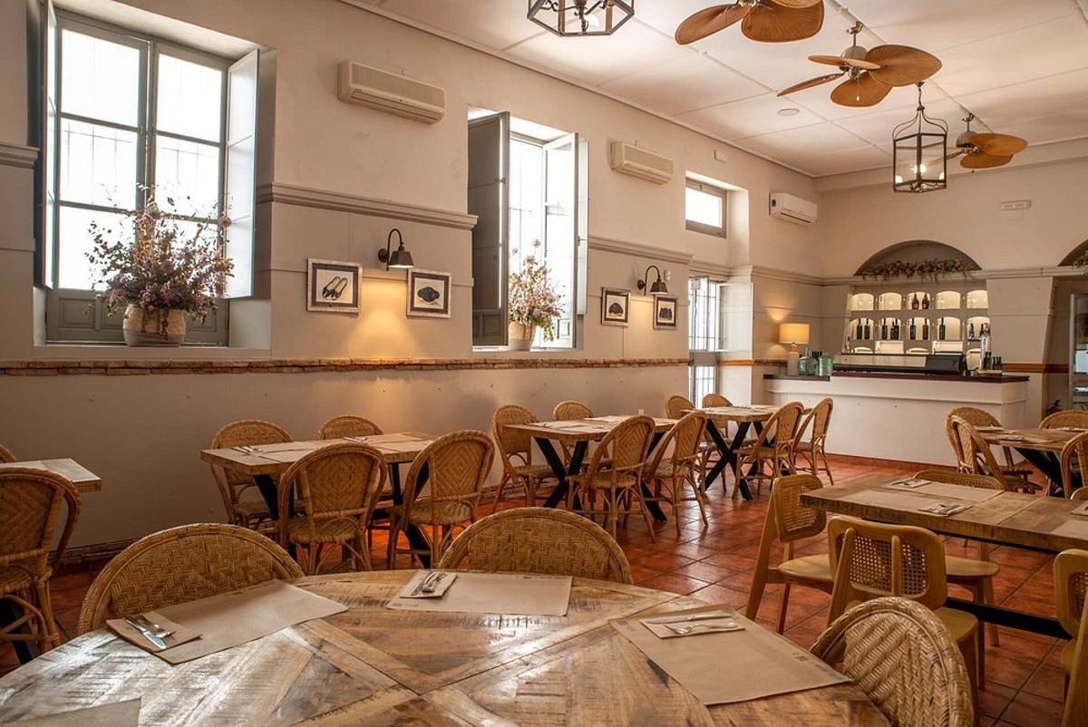 Salón de Bodegas Mezquita Corregidor