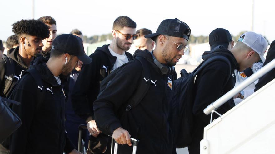 Coquelin, junto a otros compañeros de la expedición valencianista.